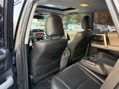 Used 2012 Toyota 4Runner SR5 w/ Convenience Pkg RWD image 16