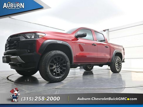Used 2023 Chevrolet Colorado Trail Boss w/ Advanced Trailering Package AWD/4WD image 18