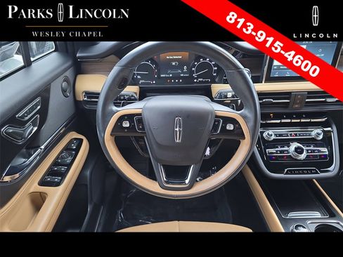 Used 2020 Lincoln Corsair Reserve image 12