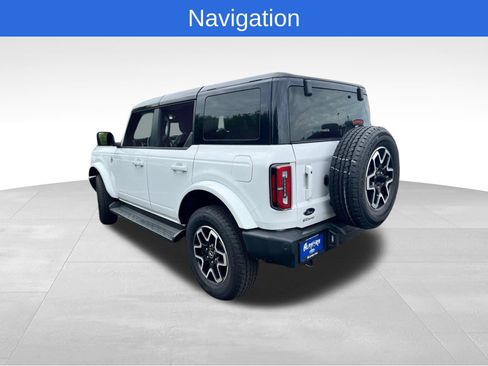 Used 2025 Ford Bronco Outer Banks AWD/4WD image 4