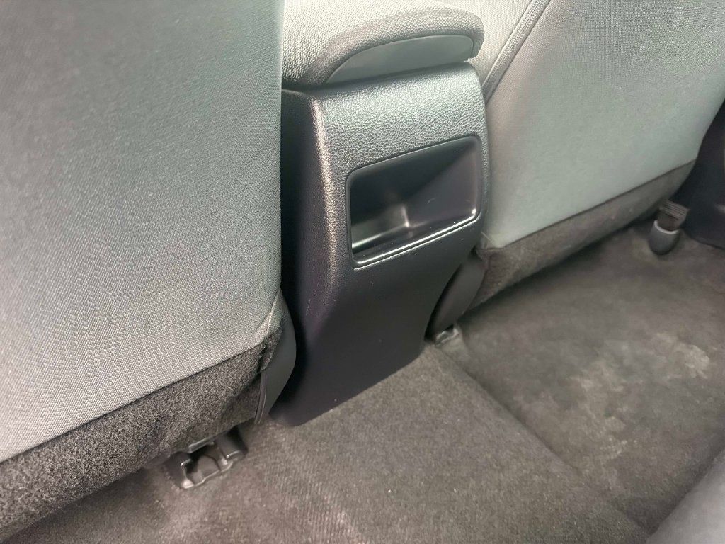 Used 2022 Toyota Corolla LE FWD image 17