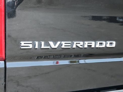 Used 2024 Chevrolet Silverado 1500 LT AWD/4WD image 22