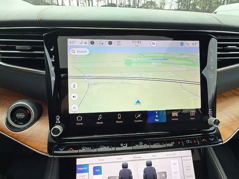 Used 2022 Jeep Grand Wagoneer Series II image 34