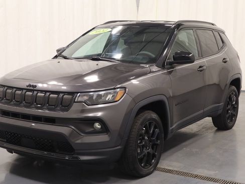 Certified 2022 Jeep Compass Latitude AWD/4WD image 7