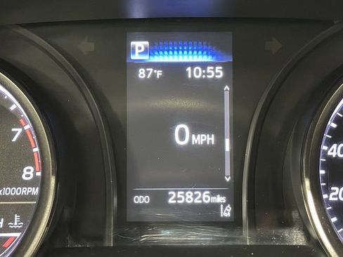 Used 2021 Toyota Camry SE image 13