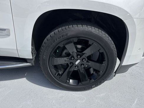 Used 2018 Cadillac Escalade Luxury AWD/4WD image 59