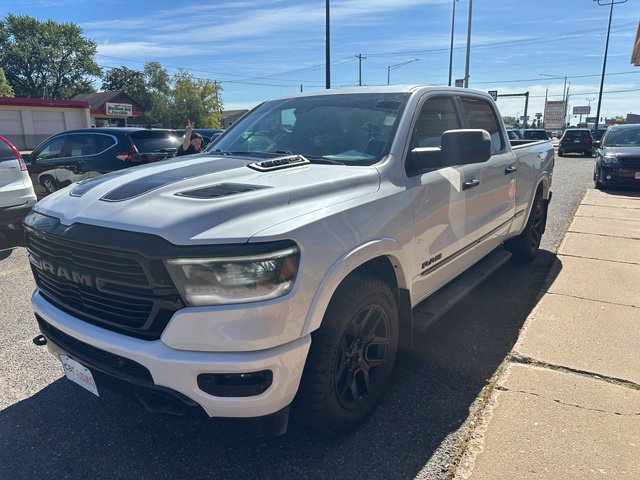 Used 2020 RAM 1500 Laramie w/ Night Edition AWD/4WD image 3