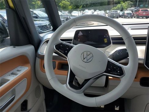 New 2025 Volkswagen ID. Buzz 1st Edition image 26