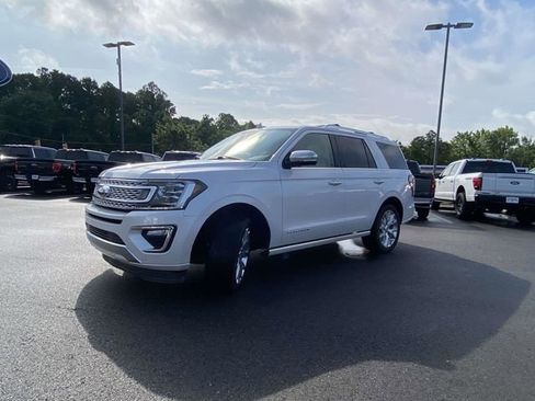 Used 2018 Ford Expedition Platinum RWD image 8