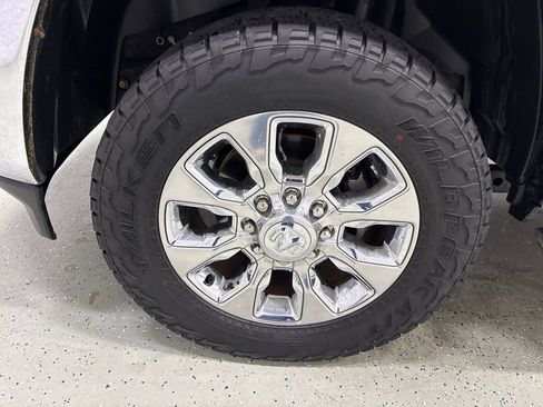 Used 2022 RAM 2500 Limited AWD/4WD image 12