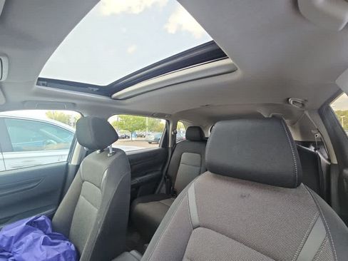 Used 2023 Honda CR-V EX image 8