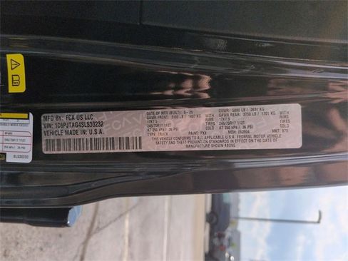 New 2025 Jeep Gladiator Sport image 32