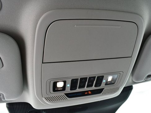 New 2025 Ford Explorer Active w/ Active Comfort Package image 35