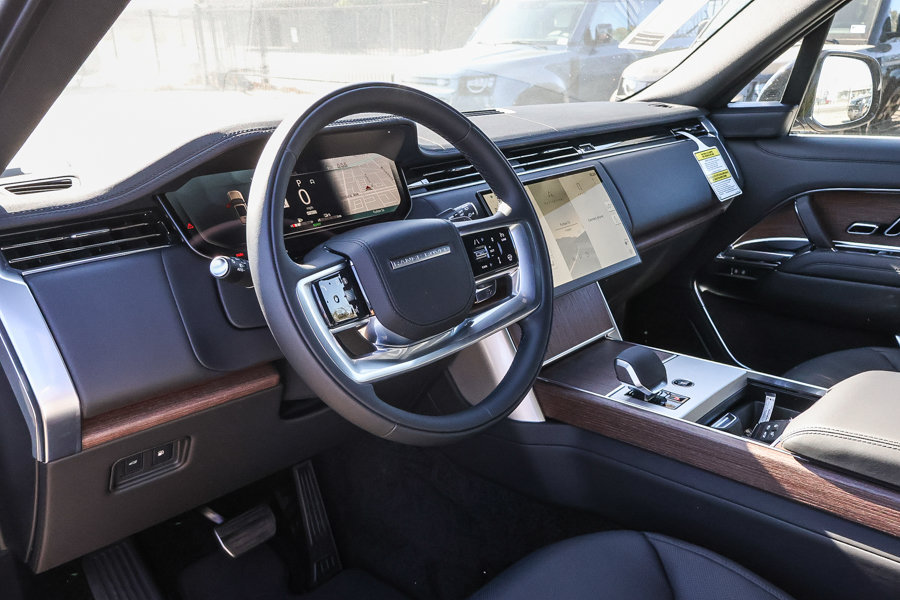 New 2026 Land Rover Range Rover SE AWD/4WD image 24