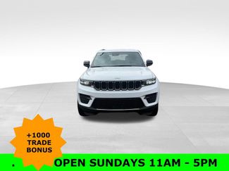 New 2025 Jeep Grand Cherokee Laredo video 2