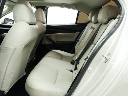 Used 2024 MAZDA MAZDA3 s FWD image 28