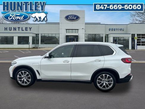 Used 2021 BMW X5 xDrive45e w/ Premium Package AWD/4WD image 7