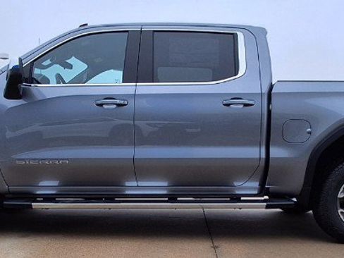 New 2026 GMC Sierra 1500 SLE image 5