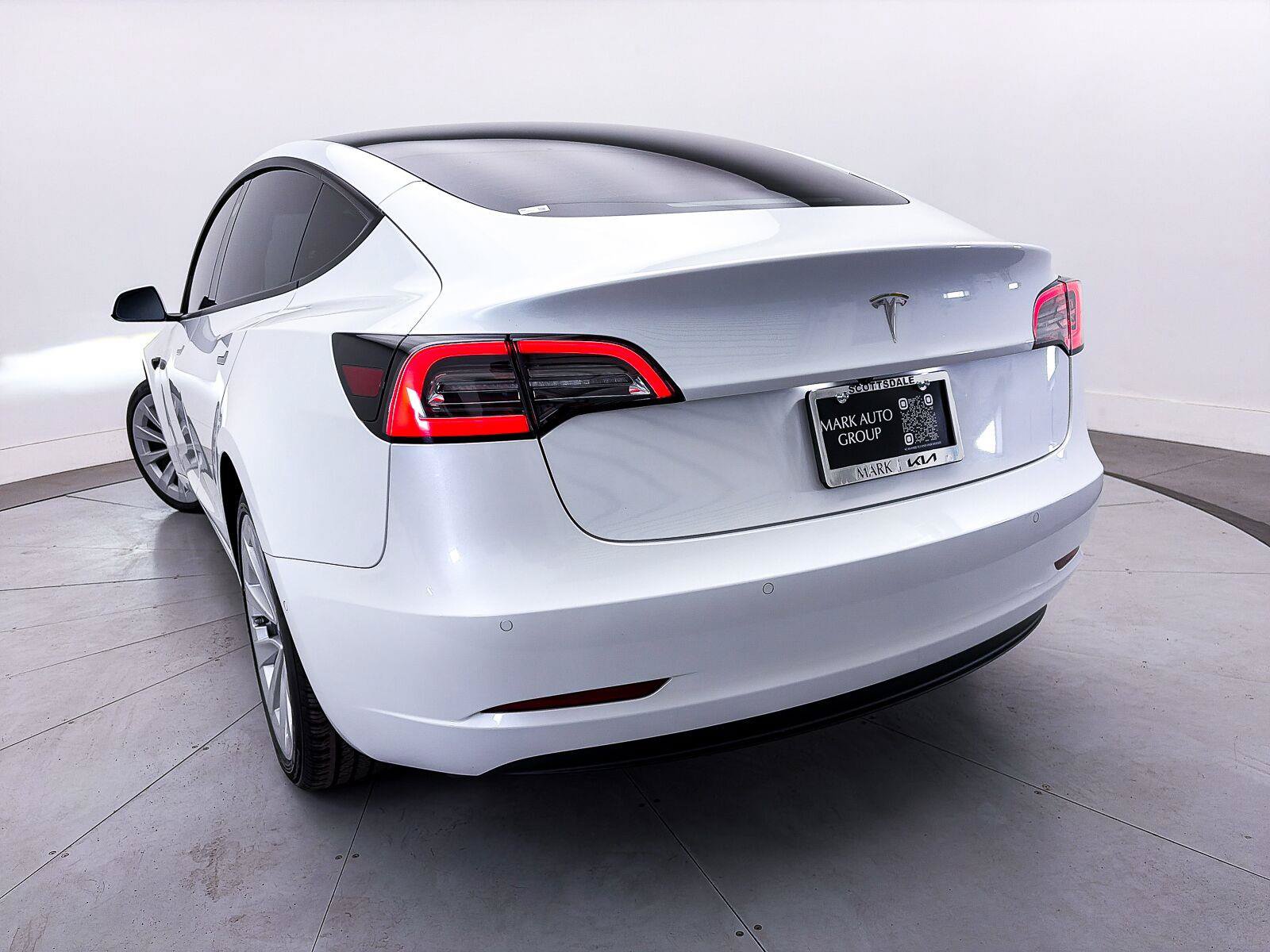 Used 2021 Tesla Model 3 RWD image 4