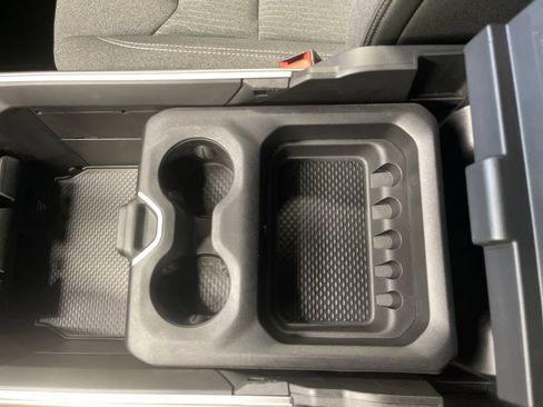 Used 2019 RAM 1500 Big Horn AWD/4WD image 25