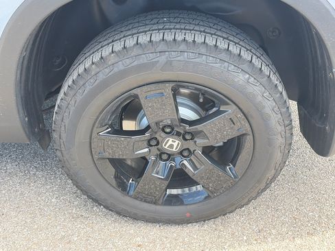 Used 2026 Honda Ridgeline Black Edition image 9