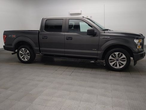 Used 2017 Ford F150 XL w/ Equipment Group 101A Mid RWD image 11