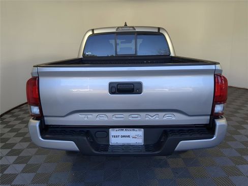 Certified 2022 Toyota Tacoma SR w/ SR Convenience Package image 6