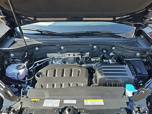 New 2026 Volkswagen Atlas Cross Sport SE FWD image 10