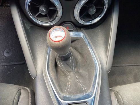 Used 2023 Chevrolet Camaro SS RWD image 11