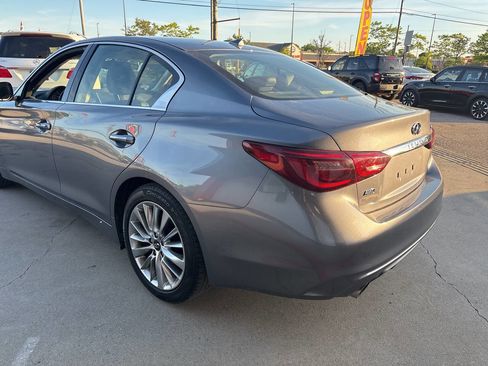 Used 2019 INFINITI Q50 Luxe w/ Essential Package (3.0T Luxe) AWD/4WD image 6