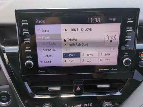Used 2021 Toyota Camry XLE FWD image 26