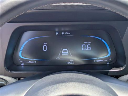 Certified 2025 Hyundai Elantra Sport FWD image 11