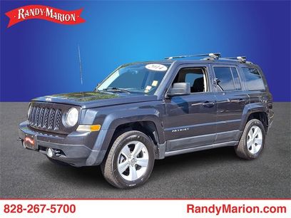 Used 2014 Jeep Patriot Latitude w/ Sun/Sound Group