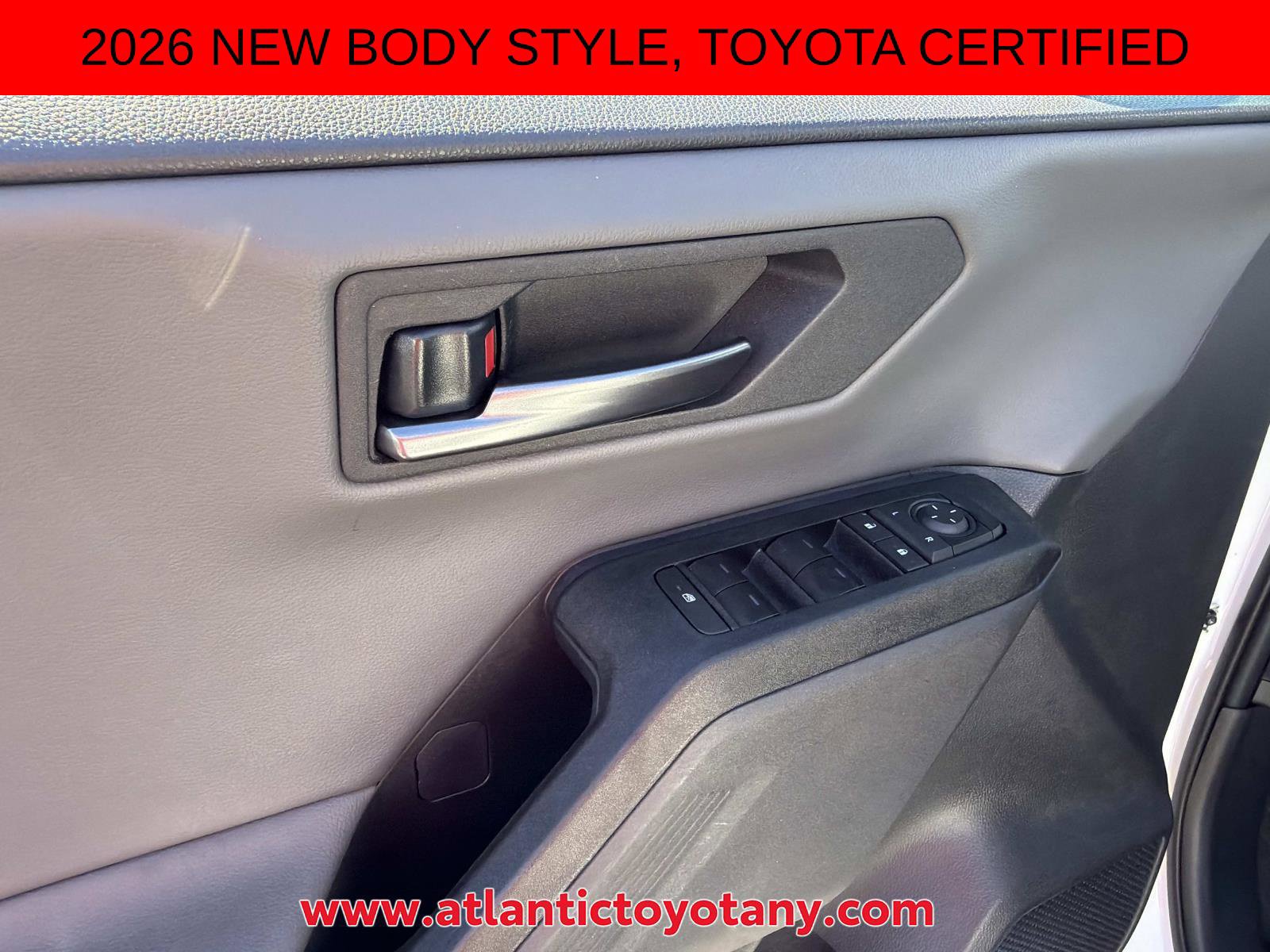 Used 2026 Toyota RAV4 XLE Premium AWD/4WD image 21