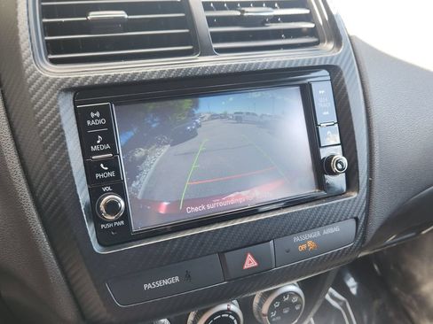 Used 2021 Mitsubishi Outlander Sport ES AWD/4WD image 9