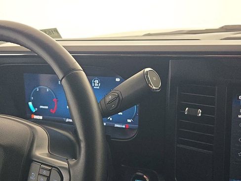 Used 2024 Ford F250 Lariat AWD/4WD image 22