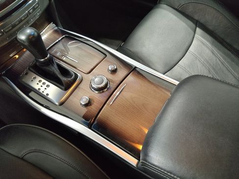 Used 2016 INFINITI Q70 L 3.7 w/ Deluxe Touring Package image 26