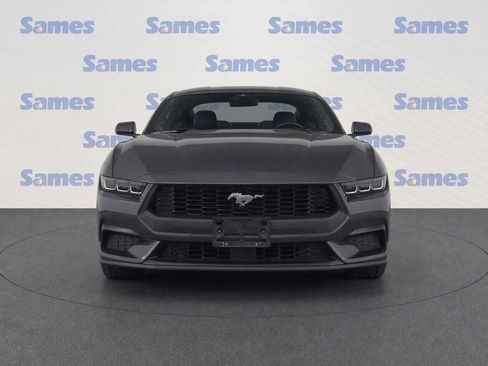 Used 2024 Ford Mustang Coupe RWD image 5