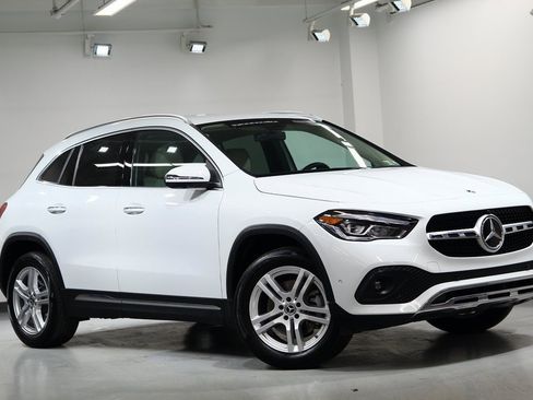 Used 2023 Mercedes-Benz GLA 250 4MATIC image 2