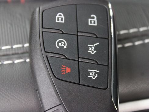Used 2026 GMC Yukon AT4 Ultimate w/ LPO, Floor Liner Package AWD/4WD image 79