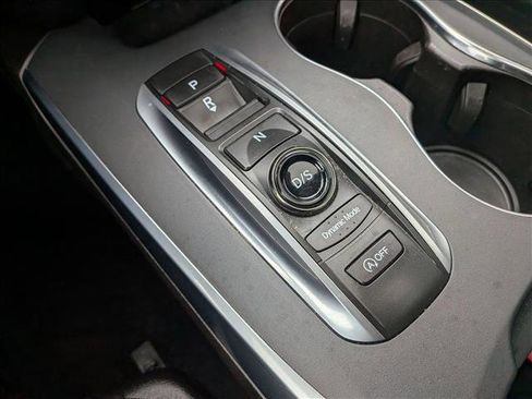 Used 2020 Acura MDX SH-AWD image 12