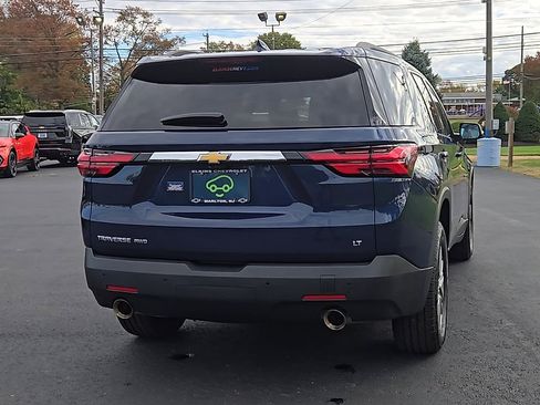 Certified 2023 Chevrolet Traverse LT w/ Rear Camera Mirror Package image 3