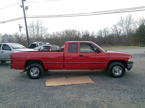 Used 1999 Dodge Ram 2500 Truck 2WD Quad Cab image 4