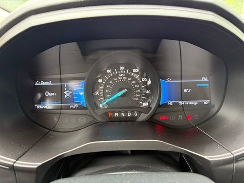 Certified 2024 Ford Edge SE w/ Black Appearance Package image 18