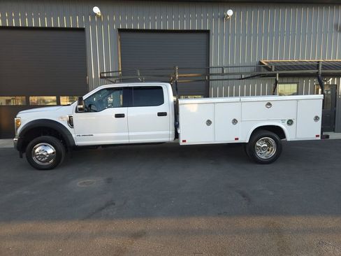 Used 2019 Ford F550 4x4 Crew Cab Super Duty image 1