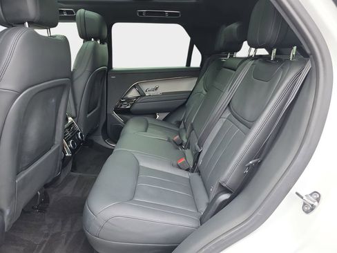 Certified 2024 Land Rover Range Rover Sport Dynamic SE AWD/4WD image 14