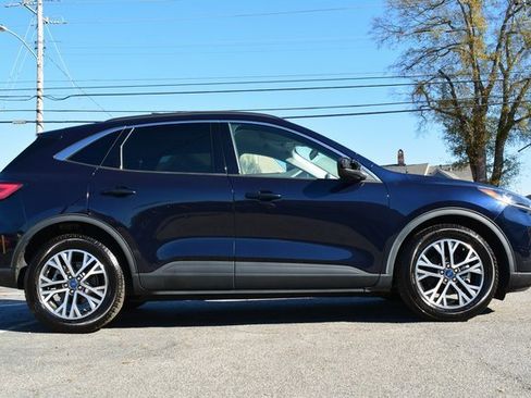 Used 2021 Ford Escape SEL image 4