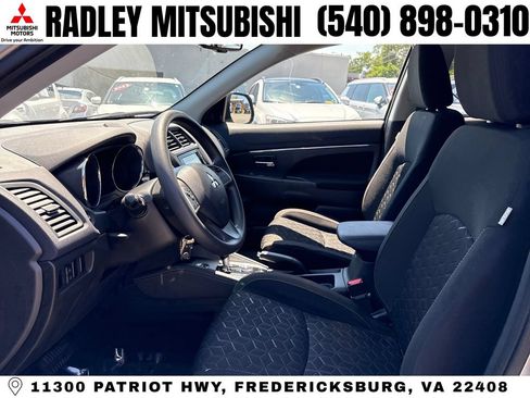 Used 2024 Mitsubishi Outlander Sport AWD image 3