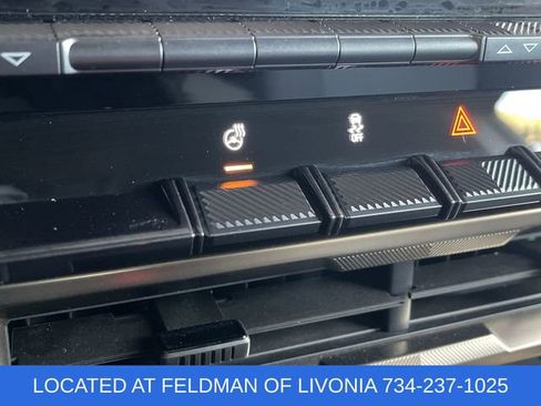 Used 2024 GMC Hummer EV 3X image 36