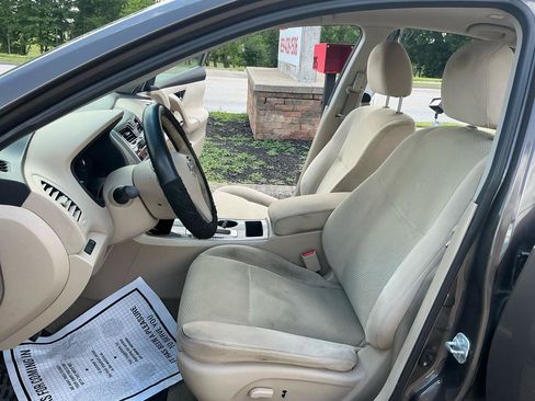 Used 2014 Nissan Altima 2.5 SV FWD image 15